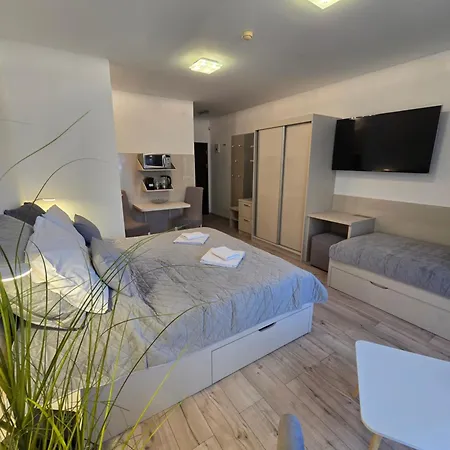 Elizabeth Bešeňová