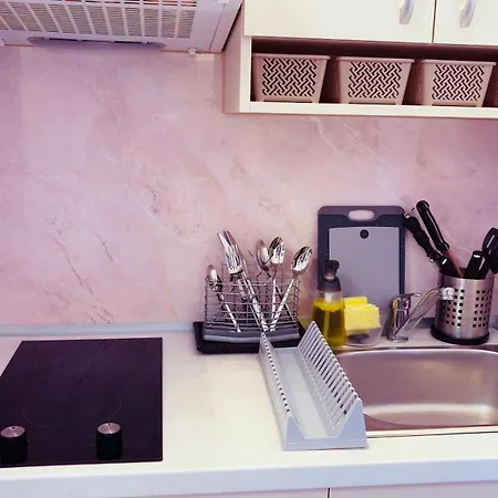 Elizabeth Bešeňová